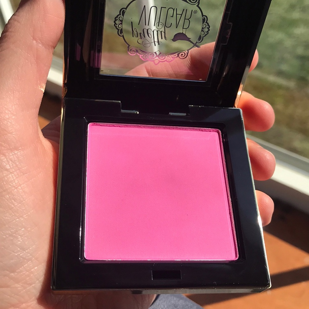 Accidentally ordered wrong shade. - Picture 2 of 2